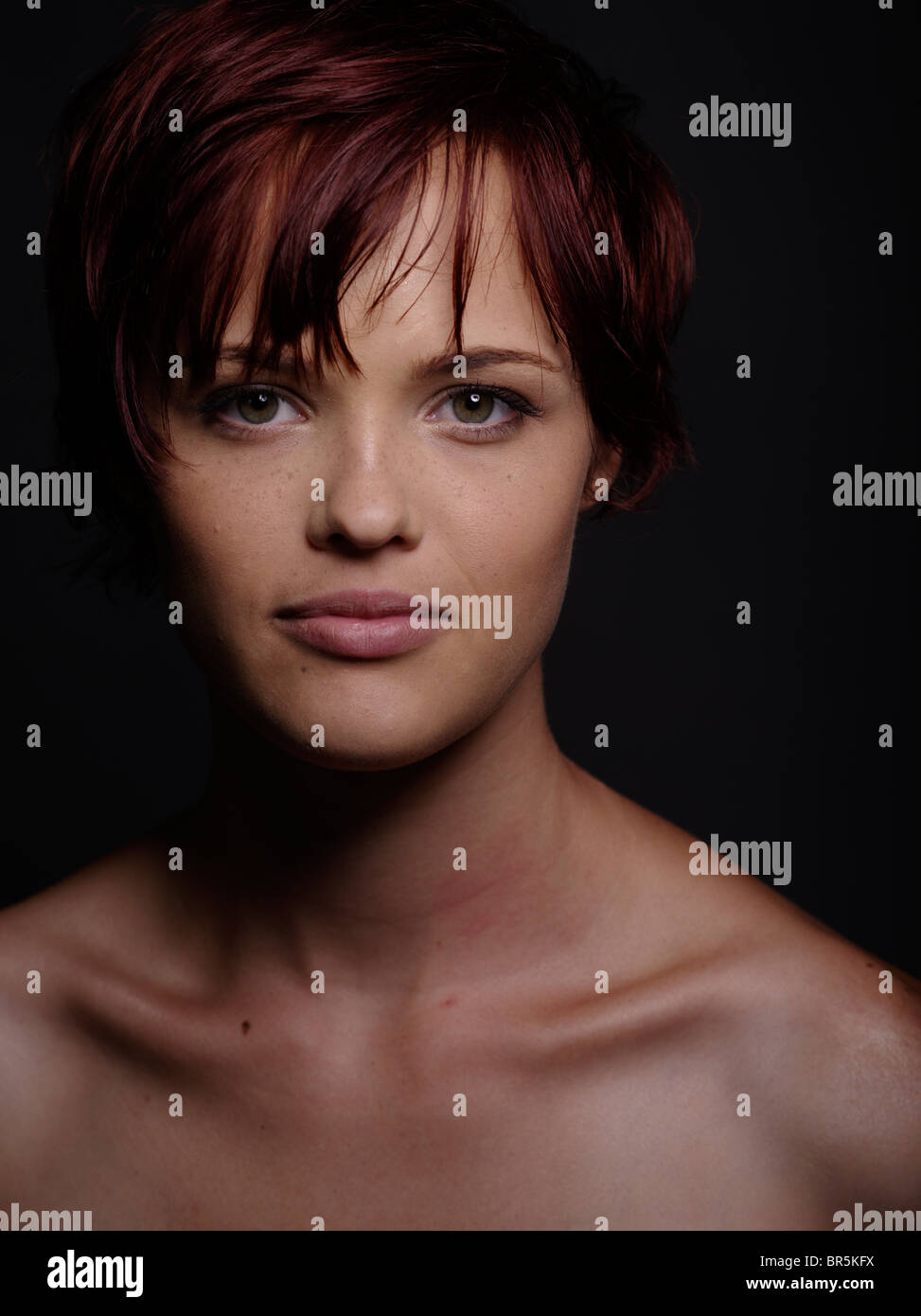 Porträt der jungen Frau Stockfoto