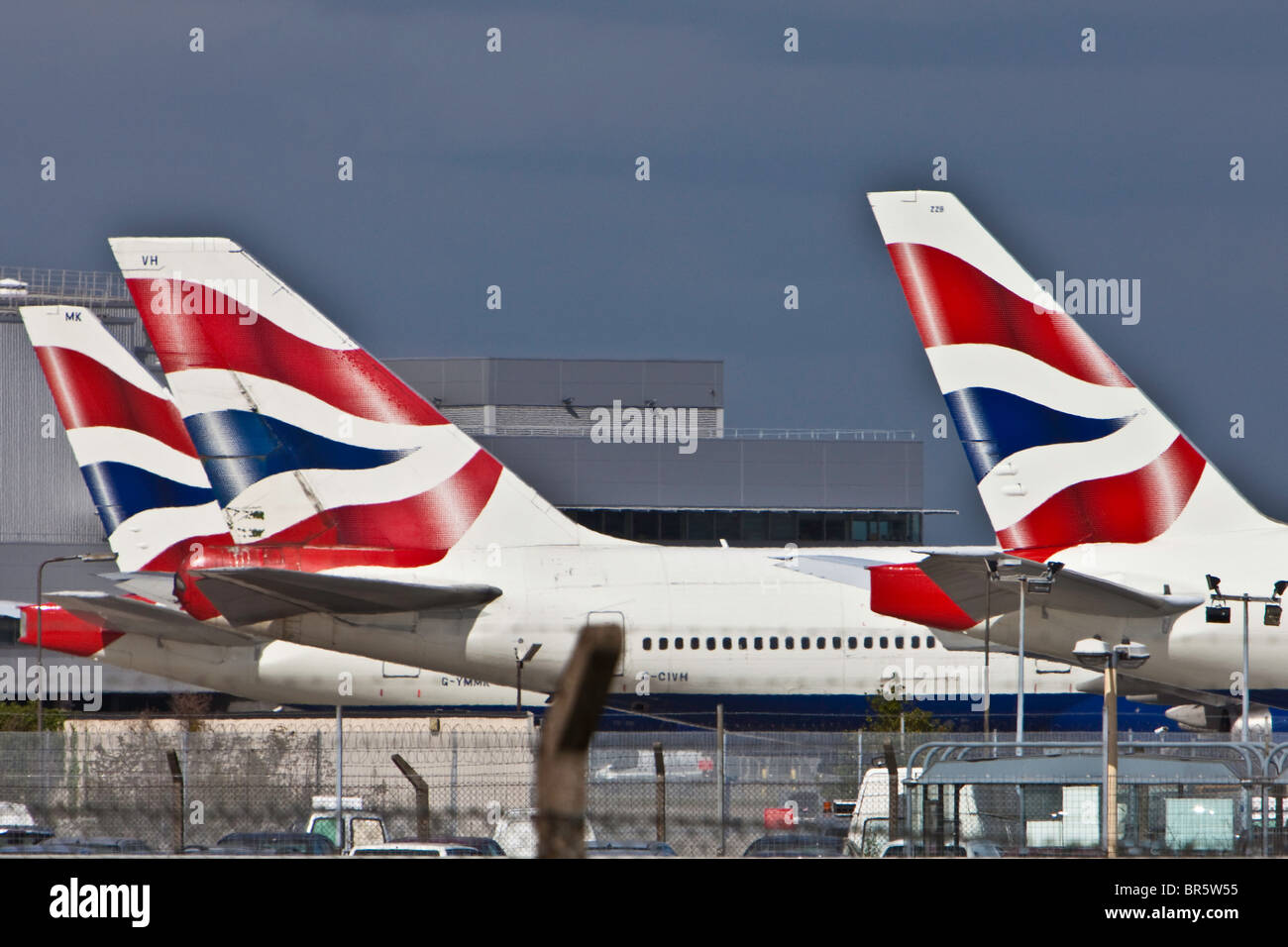 British Airways Flugzeuge aufgereiht am Londoner Flughafen Heathrow. Stockfoto
