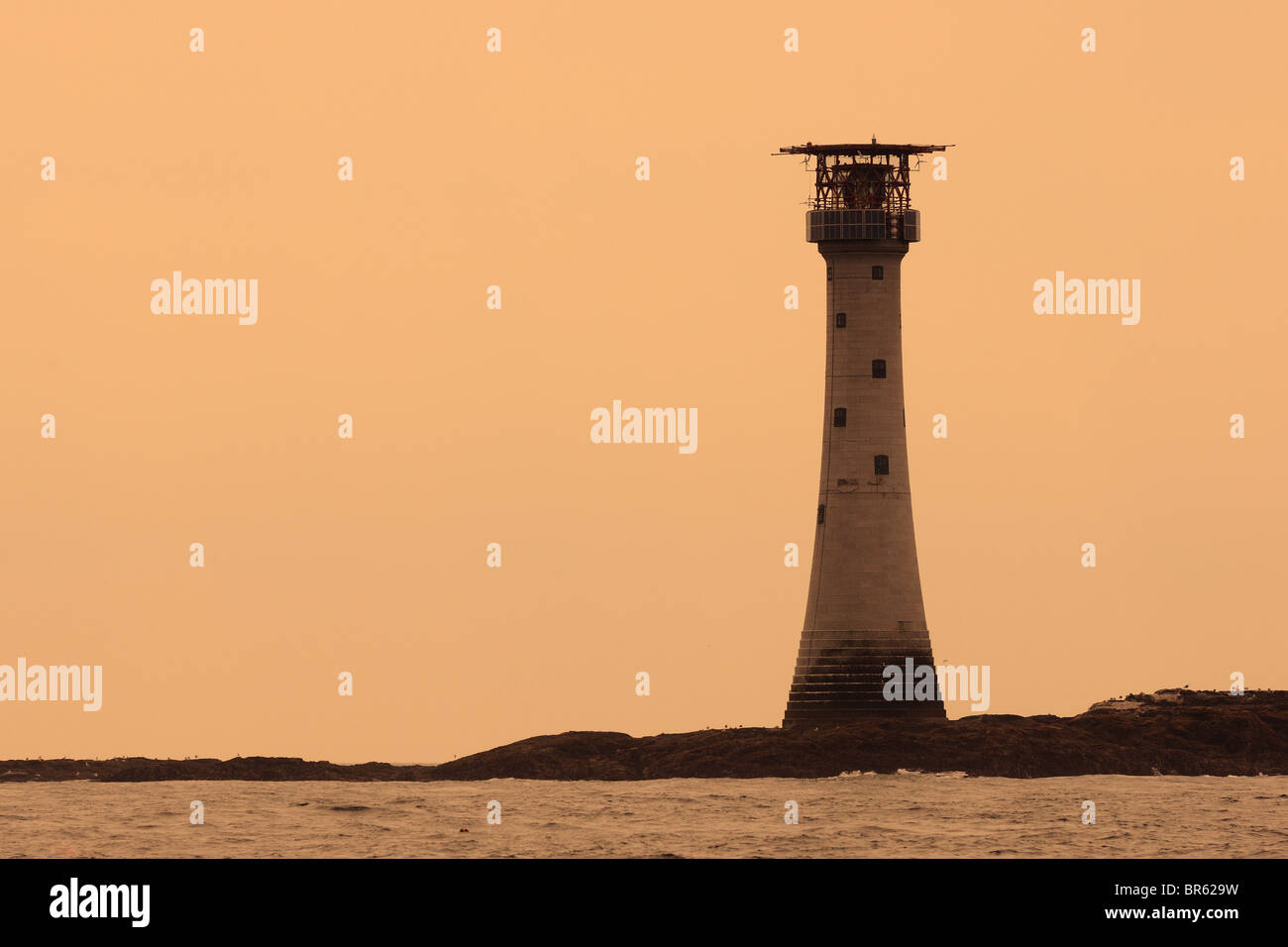 Die Smalls Leuchtturm (der am weitesten entfernten Leuchtturm in England und Wales), Pembrokeshire, Wales Stockfoto