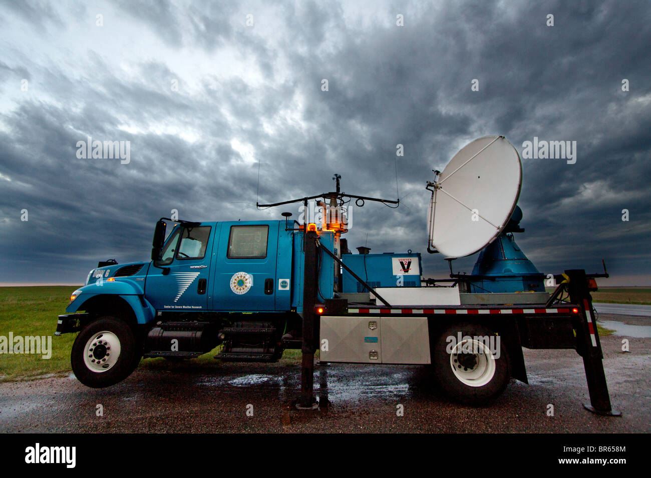 Ein Doppler auf Rädern mobilen Radar LKW geparkt in Kansas, 6. Mai 2010 Stockfoto