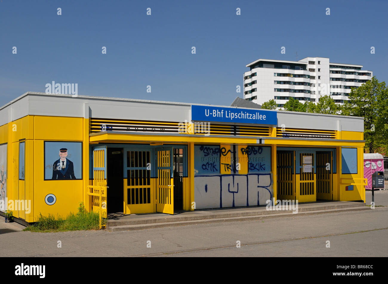 Gropiusstadt, Gropius-Stadt, von Walter Gropius entworfenen Satelliten-Stadt mit 18.000 Häuser, große Gehäuse Immobilien, Berlin, Deutschland. Stockfoto