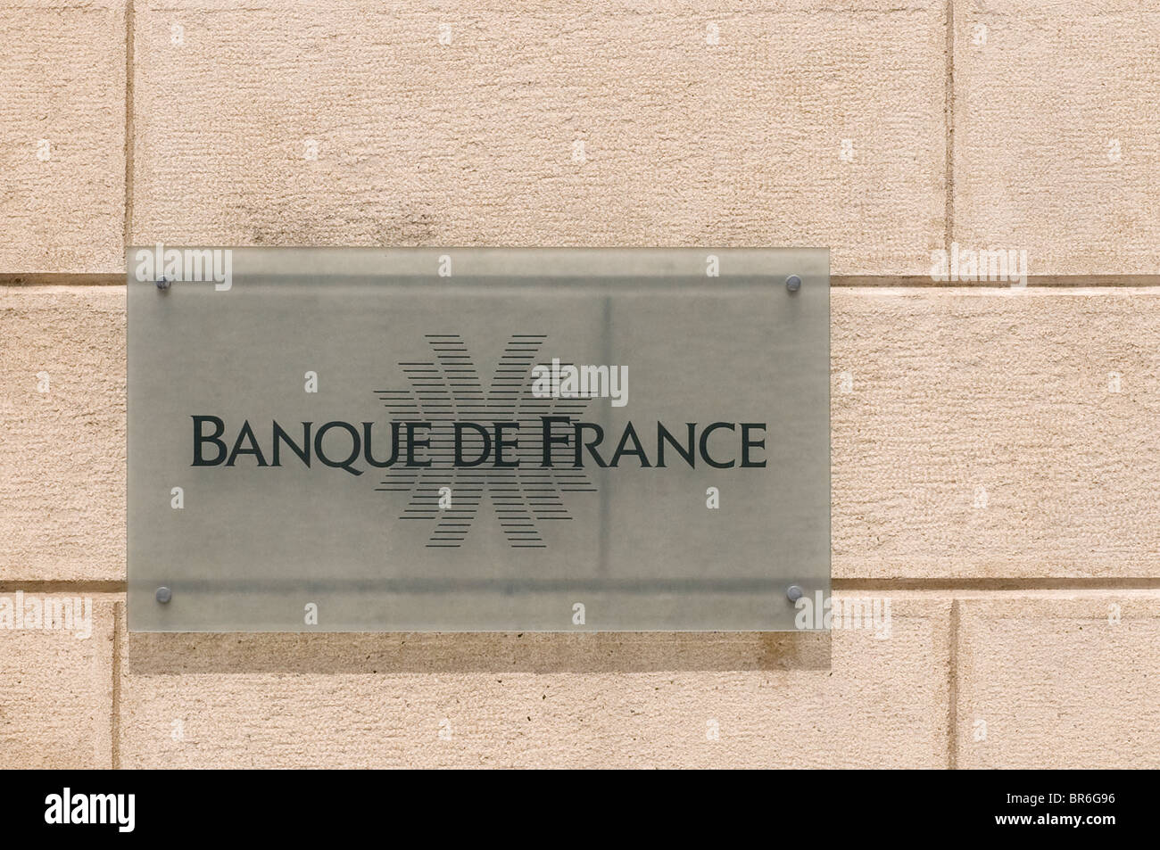 Die Bank von Frankreich Zeichen an der Wand Stockfoto