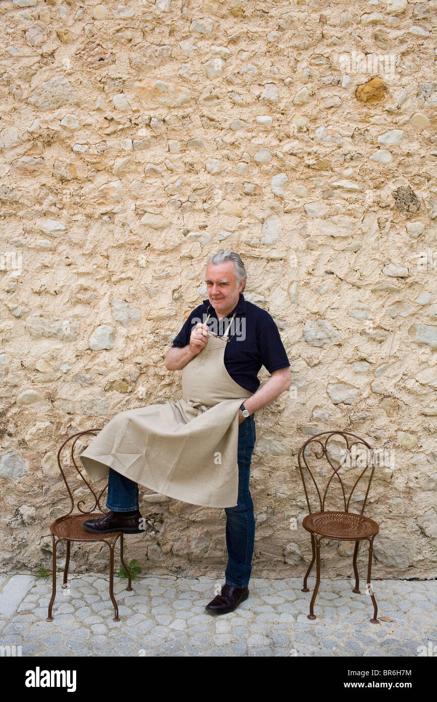 Alain Ducasse wohl weltweit einflussreichsten Koch außerhalb seines Restaurants in Provence La Bastide de Moustier. Stockfoto