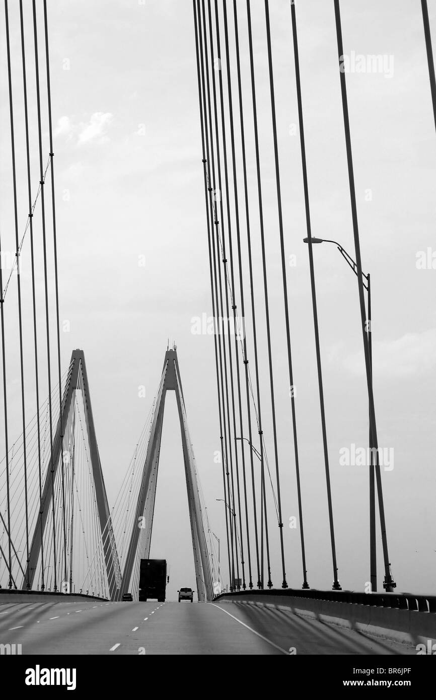 Schwarz / weiß Kabel Brücke Foto im Süden von Texas Stockfoto