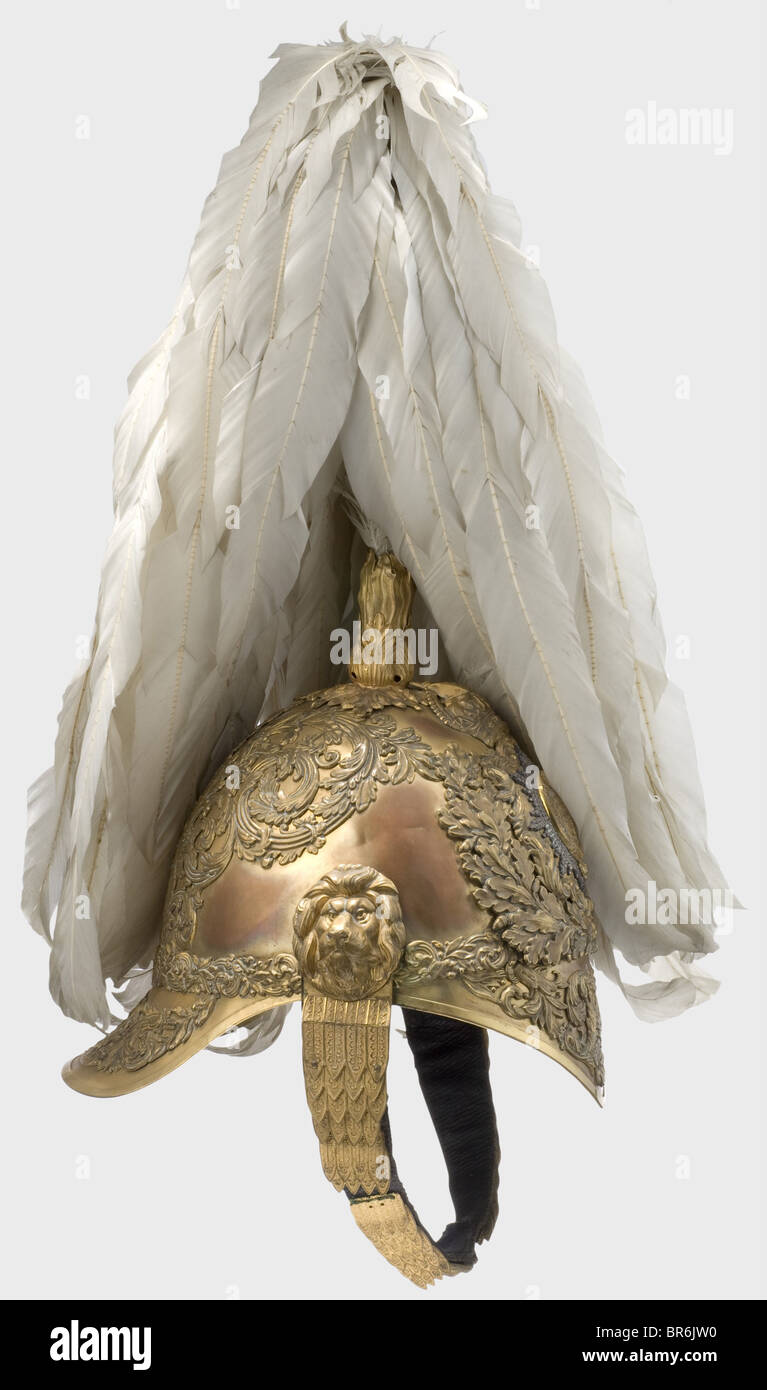 Ein feiner Helm für Offiziere des Ehrenkorps der Herren an Den Armen