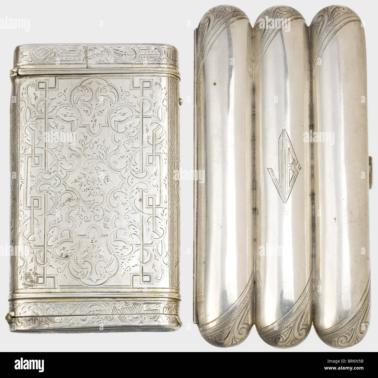 Ein silberner Zigarrenfall, unbekannter Moskauer Meister "HV", um 1850. Silber mit vergoldetem Interieur und feinem Blumen- und Volutengieß. Kyrillische Meisterzeichen "HV", Moskaus Feinheit für "84" Zolotniki, undeutliche Prüfmarke. Abmessungen 13,2 x 7,7 cm. Gewicht 171 g Auch ein weiteres russisches silbernes Gehäuse für drei Zigarren, Silber mit vergoldetem Innenraum. Eingraviertes Monogramm "JB" auf dem Deckel, innere Markierung der Feinheit '84' und gravierte Widmung in englischer Sprache. Abmessungen 16 x 8 x 2,3 cm, Gewicht 200 g. historisch, historisch, 19. Jahrhundert, Kunst, Kunstobjekt, Kunstobjekt, Kunstobjekt, Stockfoto