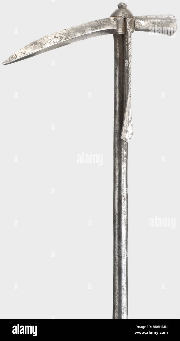 Ein deutscher Kriegshammer, ca. 1600. Schlanker, leicht gebogener
