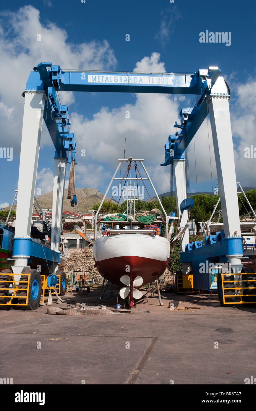 Angeln Boote Trawler in Werft Mittelmeer Formia Kampanien Italien Stockfoto