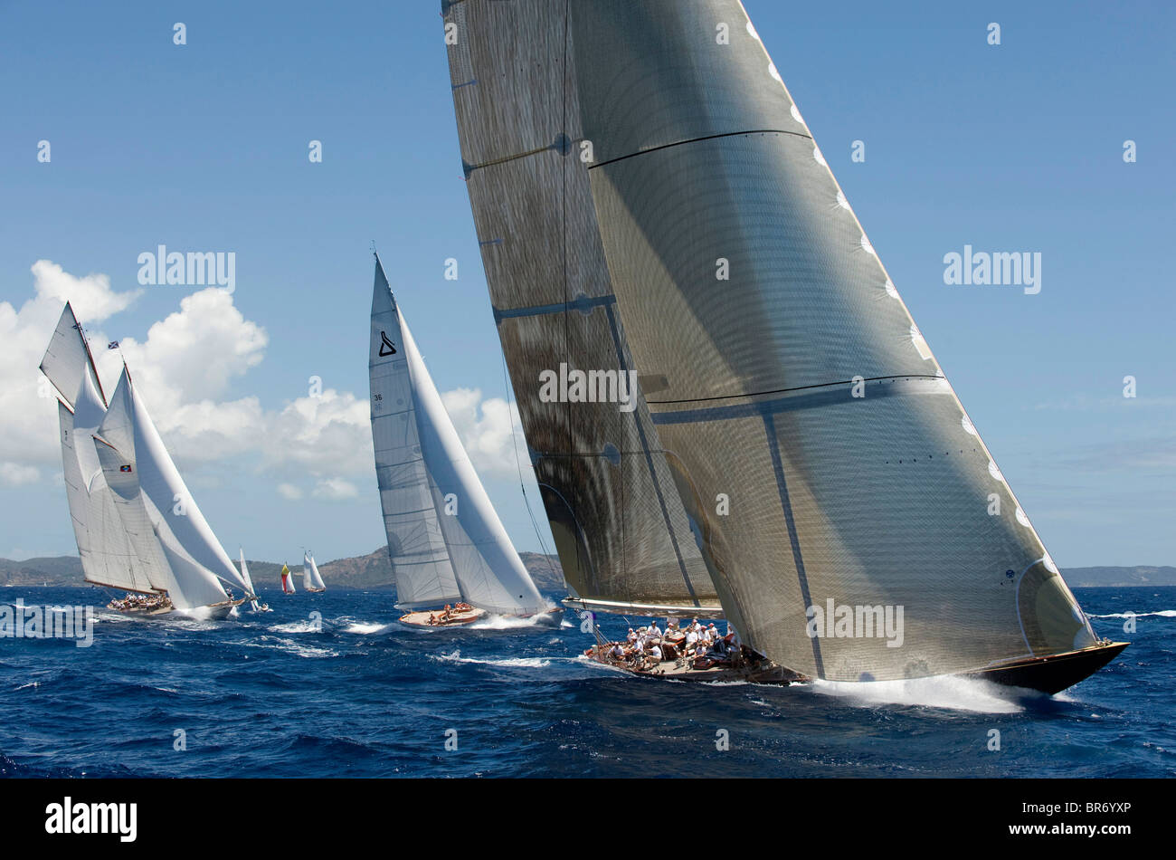 Eleonora, "Gaia" und "Velsheda" während der Antigua Classic Yacht Regatta 2008 Rennen 3, April 20. Stockfoto