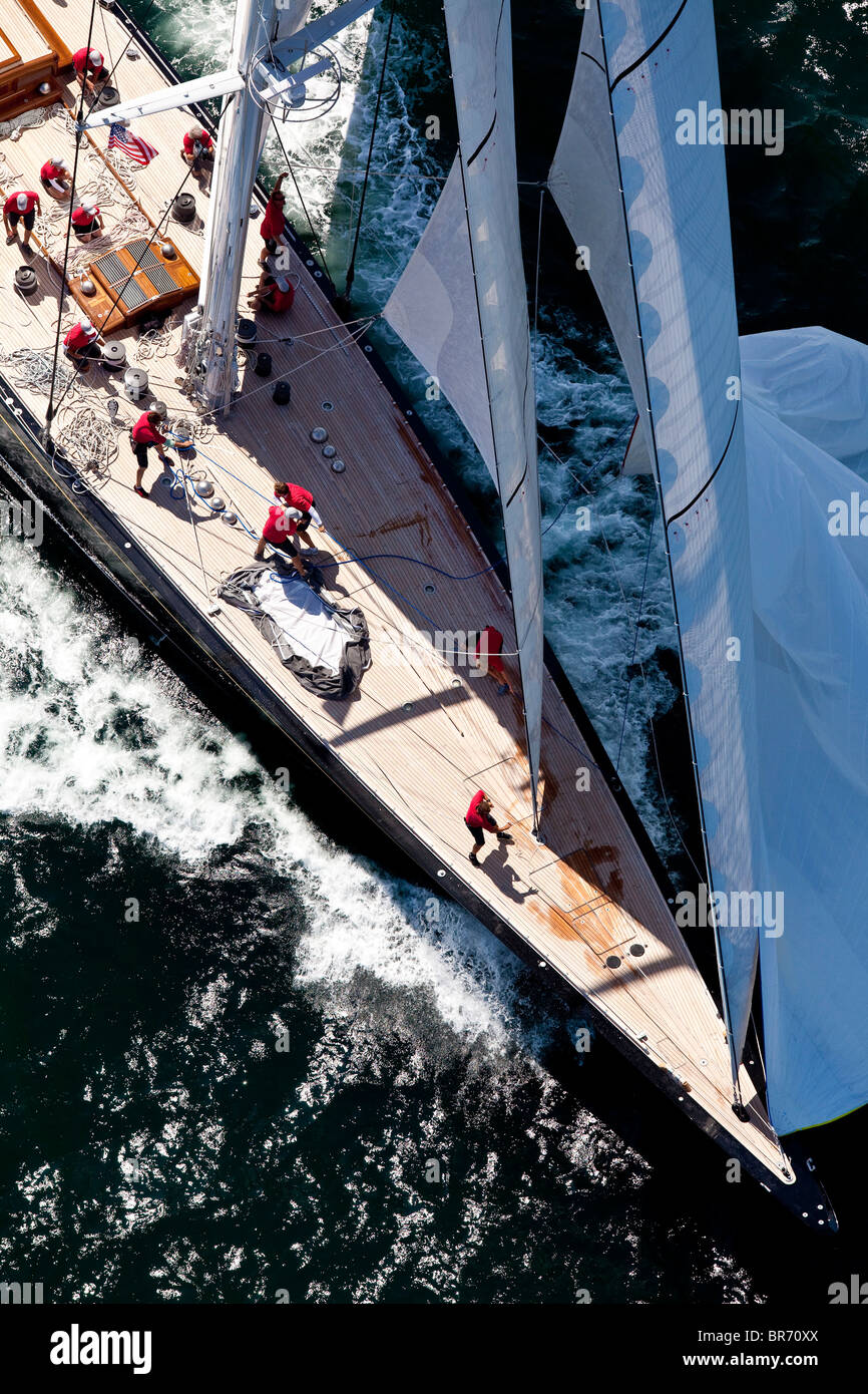 J class yacht -Fotos und -Bildmaterial in hoher Auflösung – Alamy