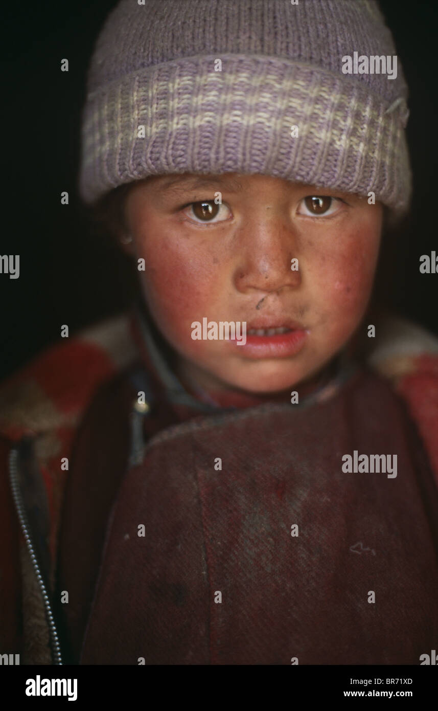 Porträt des jungen Mädchens von Zanskar. Stockfoto