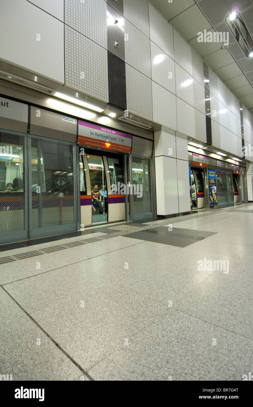 U-Bahnstation in Singapur Stockfoto