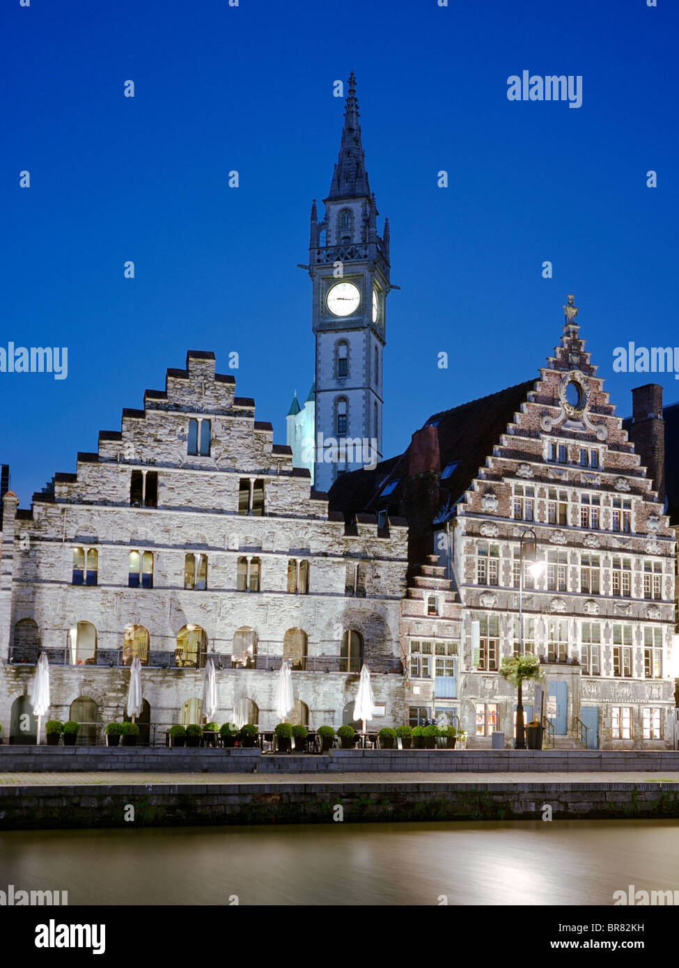 Guild Häuser in Gent bei Nacht Stockfoto