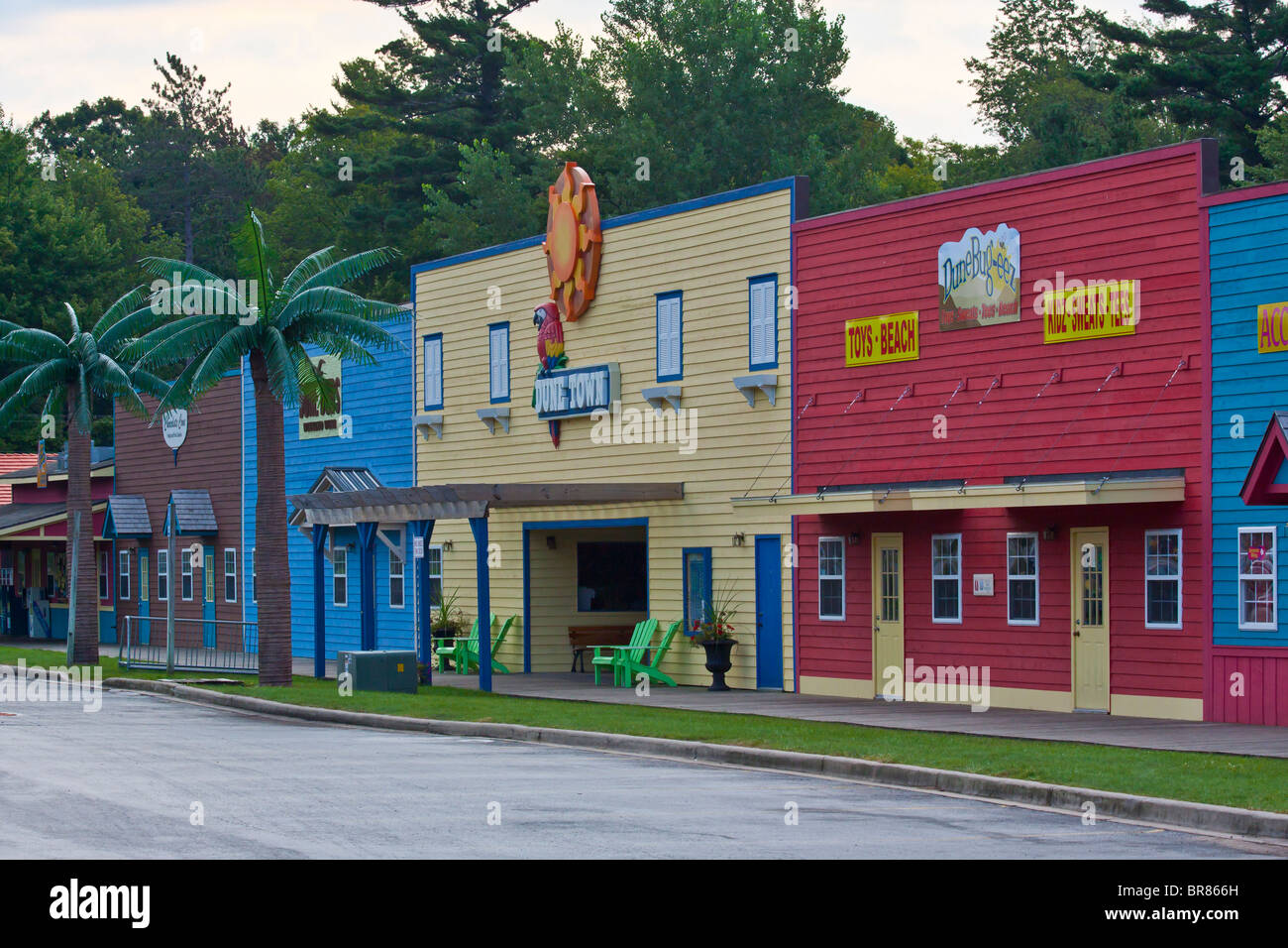 Silver Lake State Park in Michigan MI USA US-farbige Gebäude in der Stadt Street Events of Life Konzept Vorderansicht Niemand Städte horizontal Hi-res Stockfoto