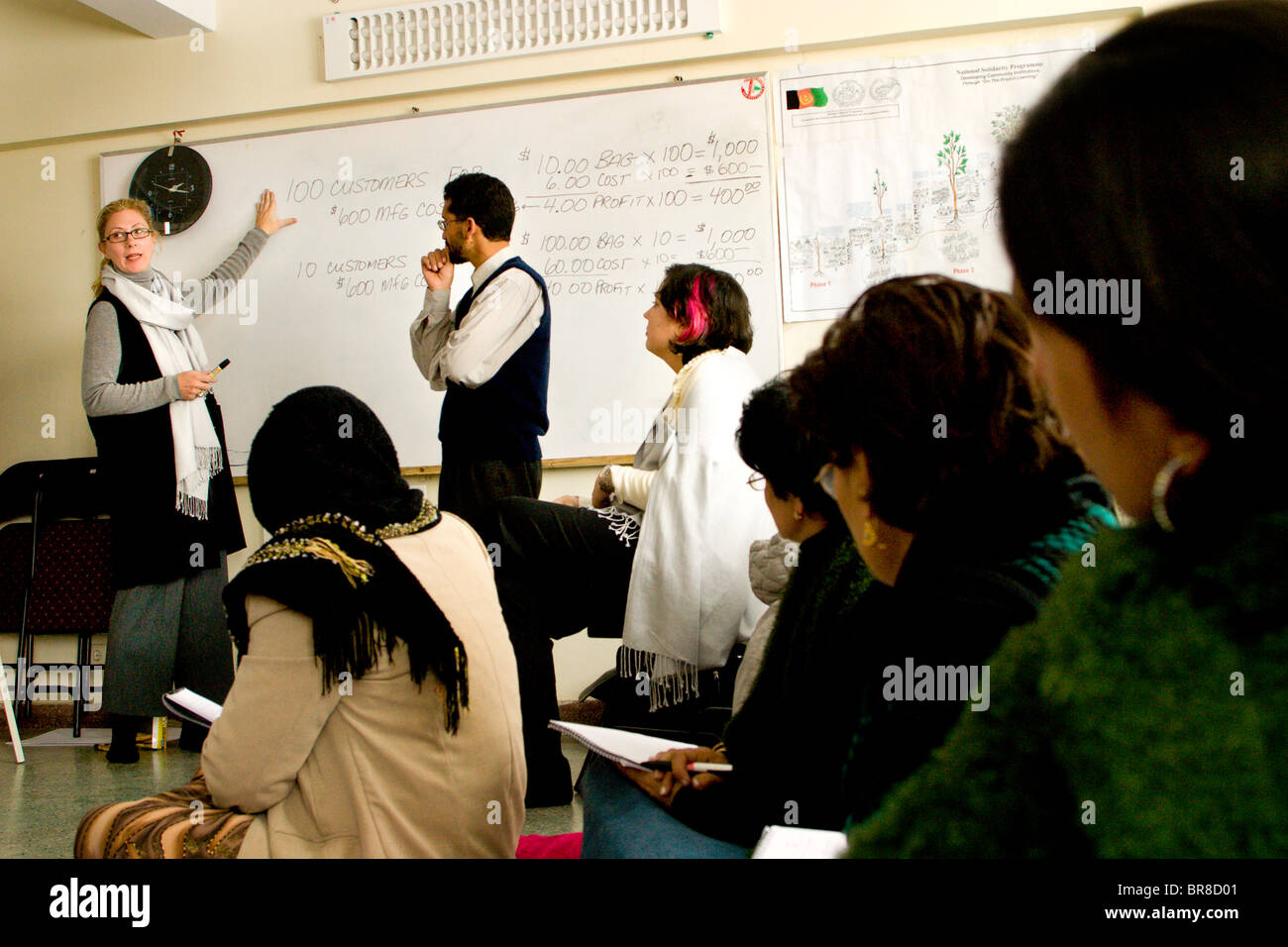 Frauen besuchen ein Seminar Ausbildung in Kabul. Stockfoto