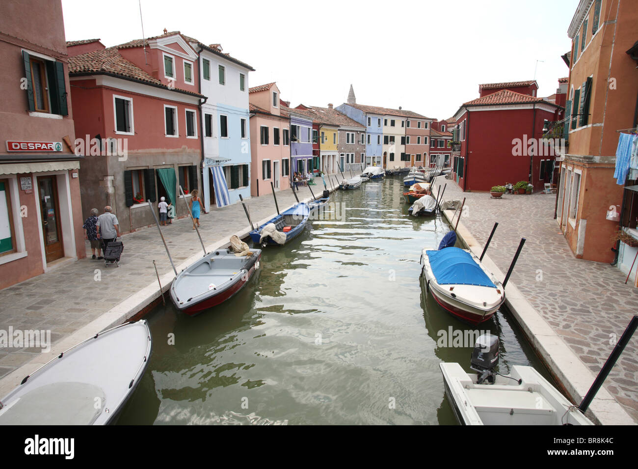 Canal an Insel Burano Stockfoto