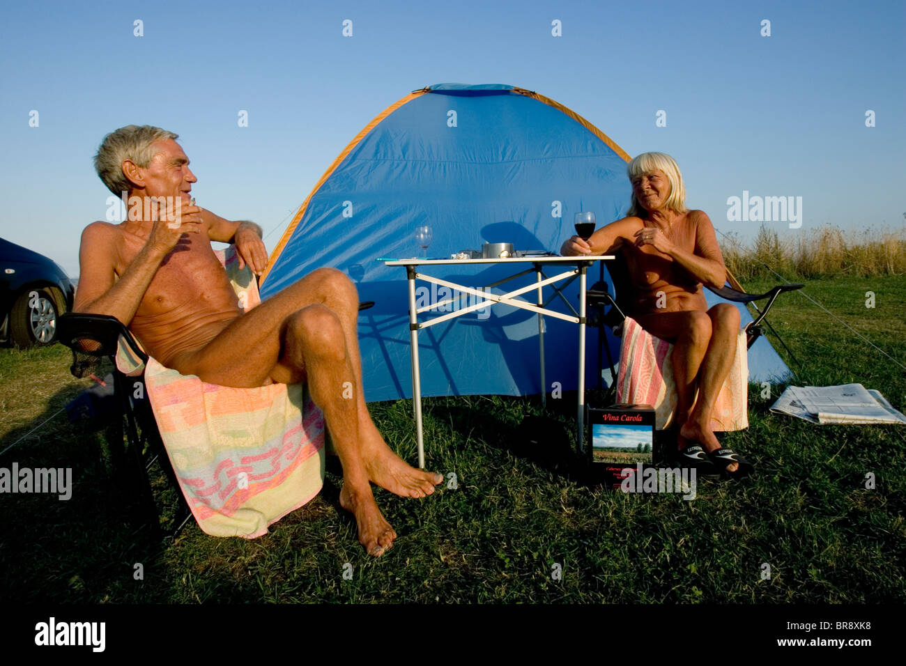 camping 4 mann zelt FastPitch Victoria Falls – Familienzelt mit Schnellaufbau & Vorbau – Campingaz & Coleman comf:seat dimensions:10.5L x 7.75W x 3H in Closca Loop Falthelm 2025 Größe (Fahrrad):Einheitsgröße