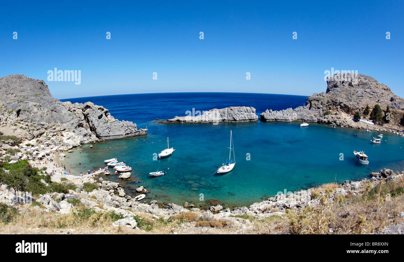 St Pauls Bay In Lindos Rhodos griechische Inseln Griechenland Hellas Stockfoto