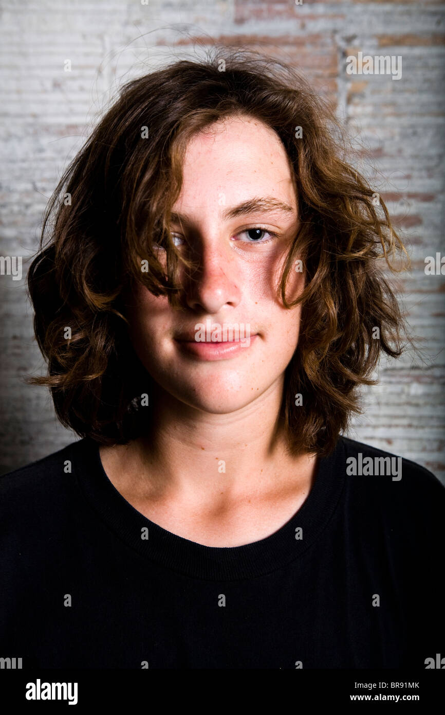 Porträt eines Gymnasiums im Alter von Skateboarder Oceanside California. Stockfoto