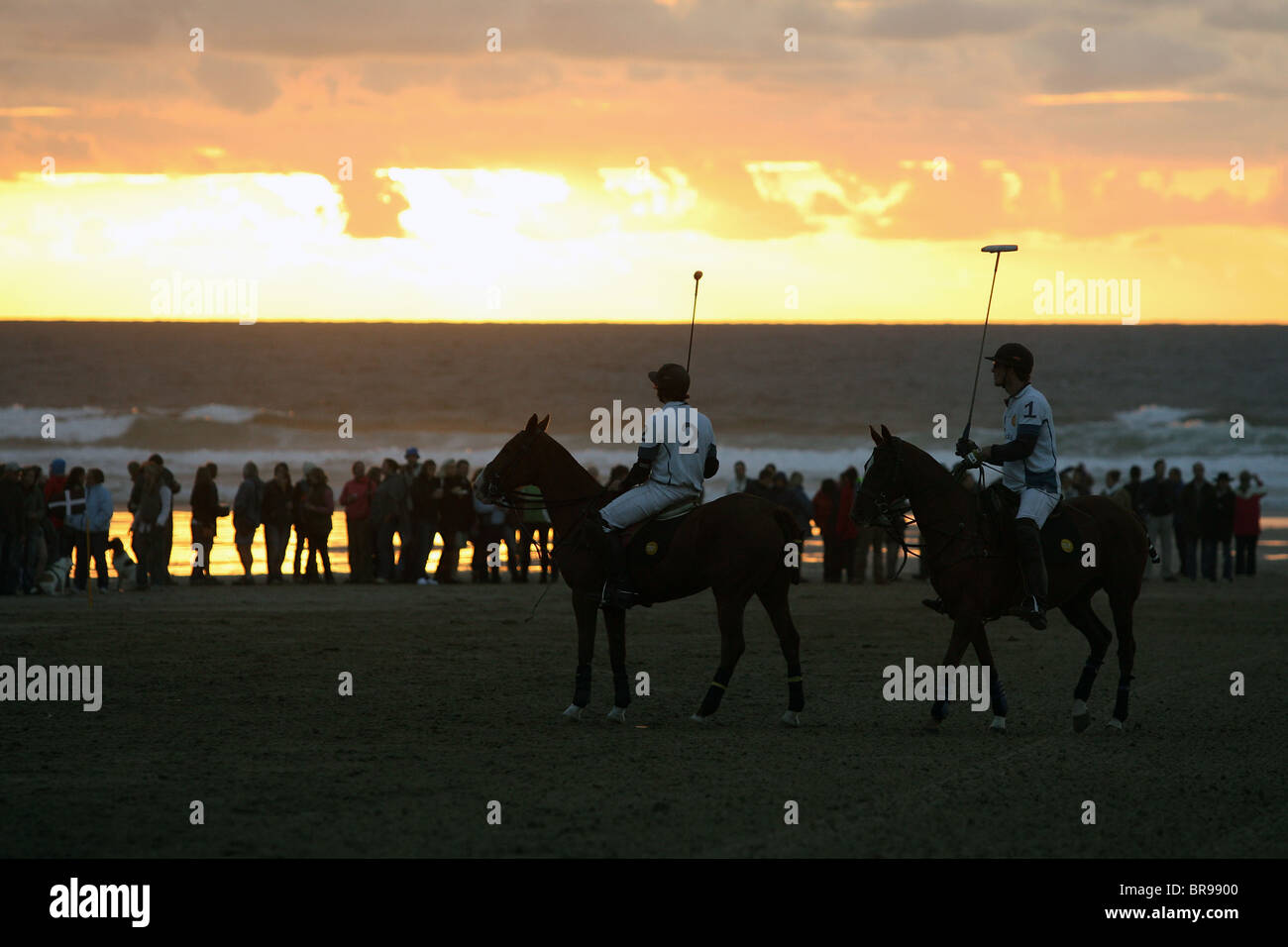 Veuve Clicquot - Polo am Strand, Watergate Bay, Cornwall. 16. September 2010. Stockfoto