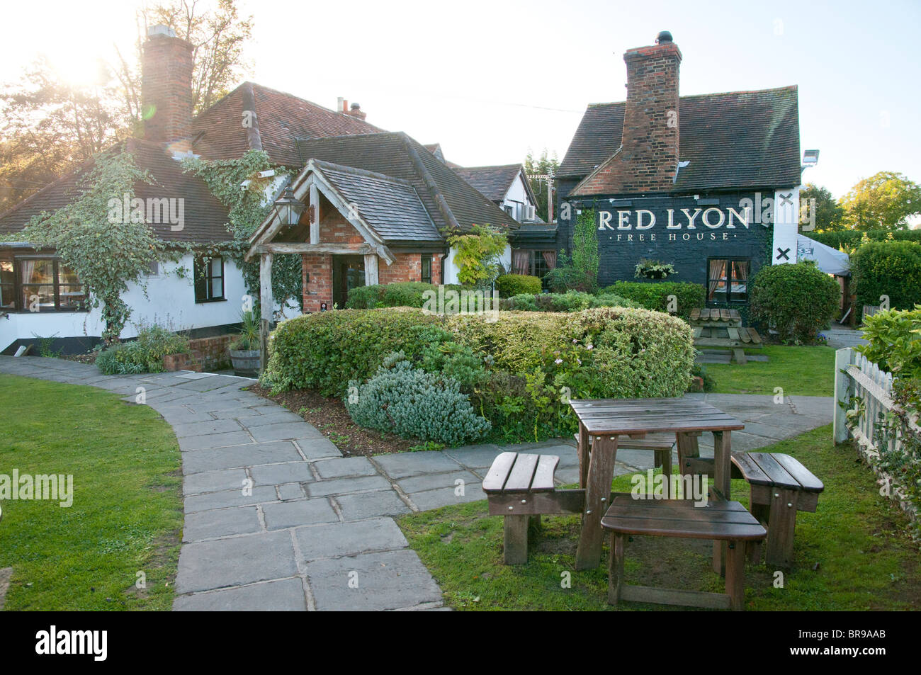 Roten Lyon Pub und Restaurant, Hurley, Berkshire, UK Stockfoto