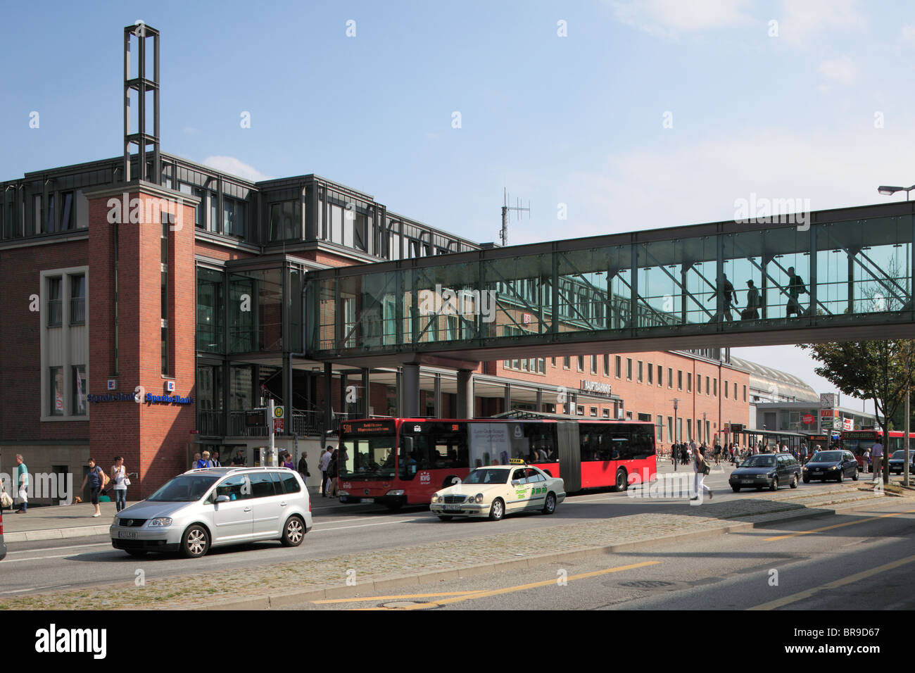 Bahnhofsgebaeude Hauptbahnhof in Kiel, Kieler Foerde, Ostsee, Schleswig-Holstein Stockfoto