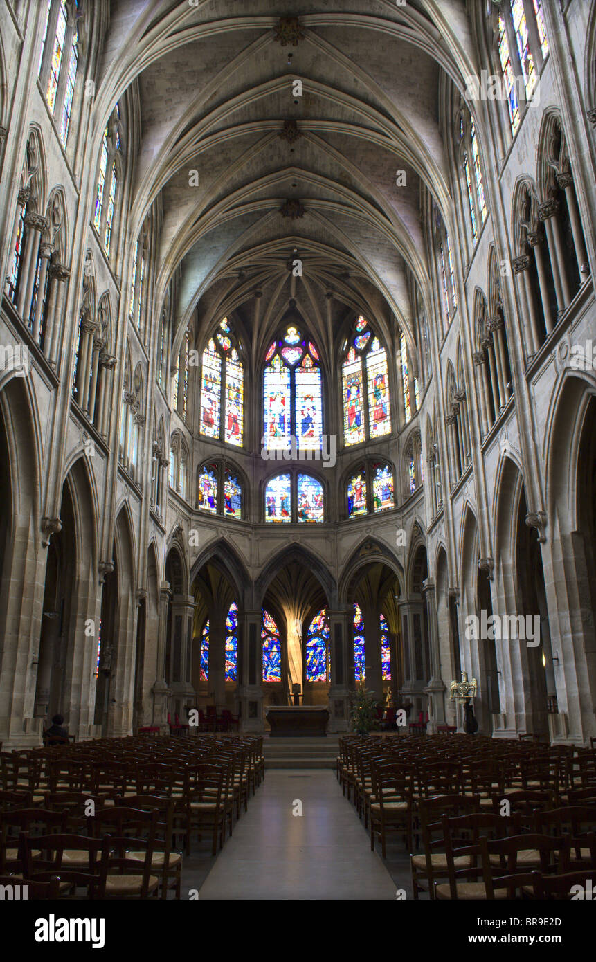 Innenraum der st.-Laurentius-Kirche in Paris Stockfoto