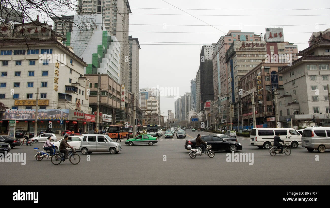 Eine belebte Straße in Xi-China Stockfoto