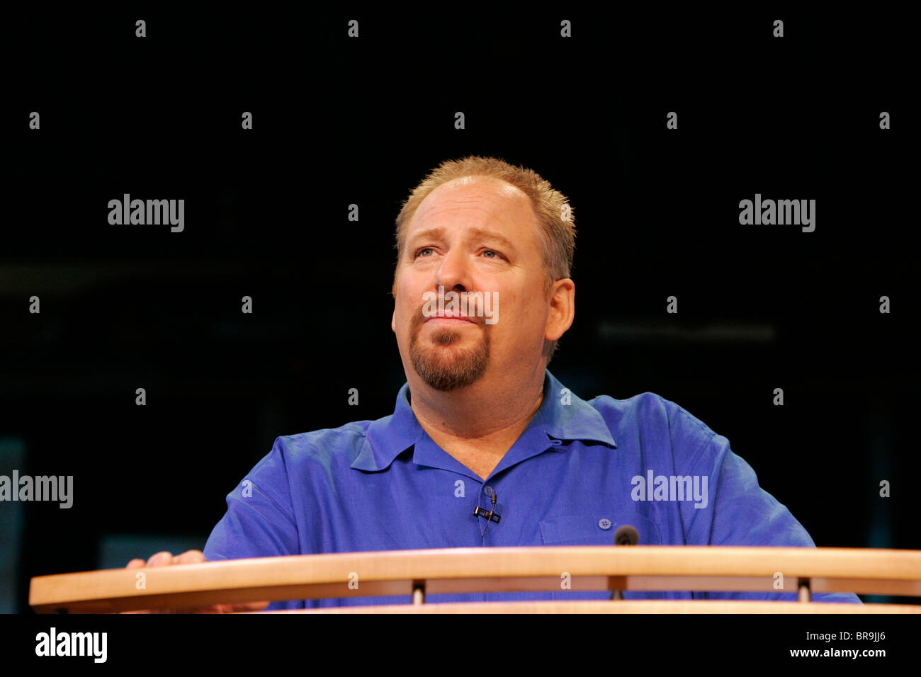 Ein Pastor auf podium Stockfoto