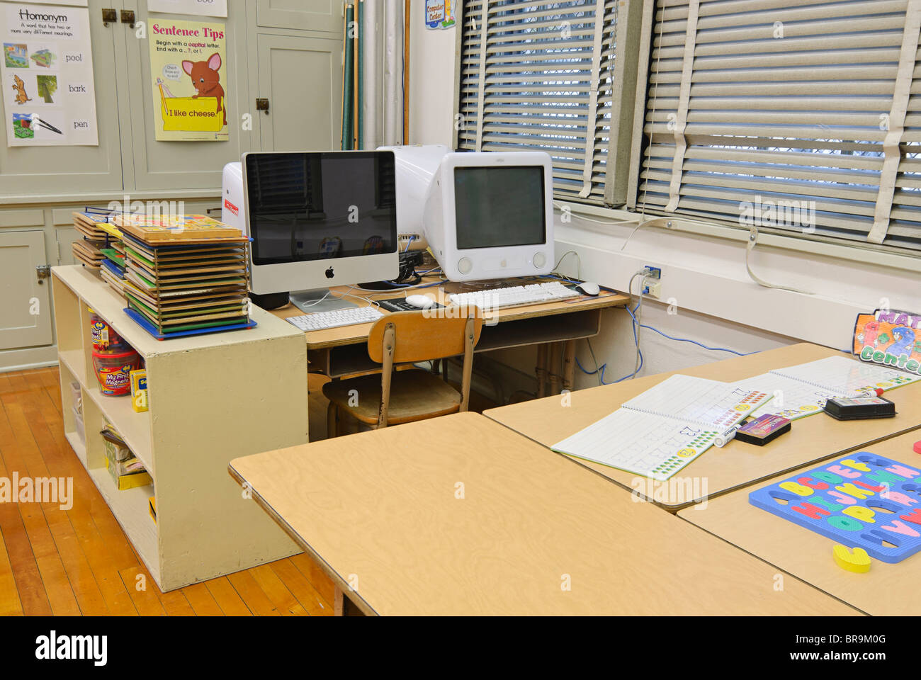 Kindergarten und 1. Klasse Unterricht. Stockfoto