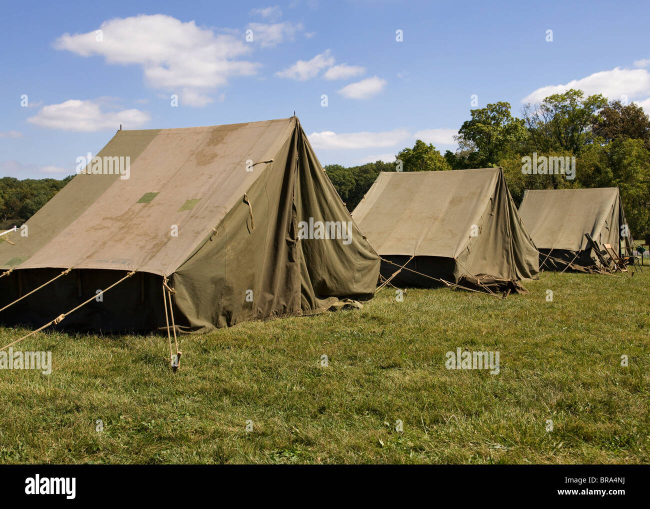 Armee zelte -Fotos und -Bildmaterial in hoher Auflösung – Alamy