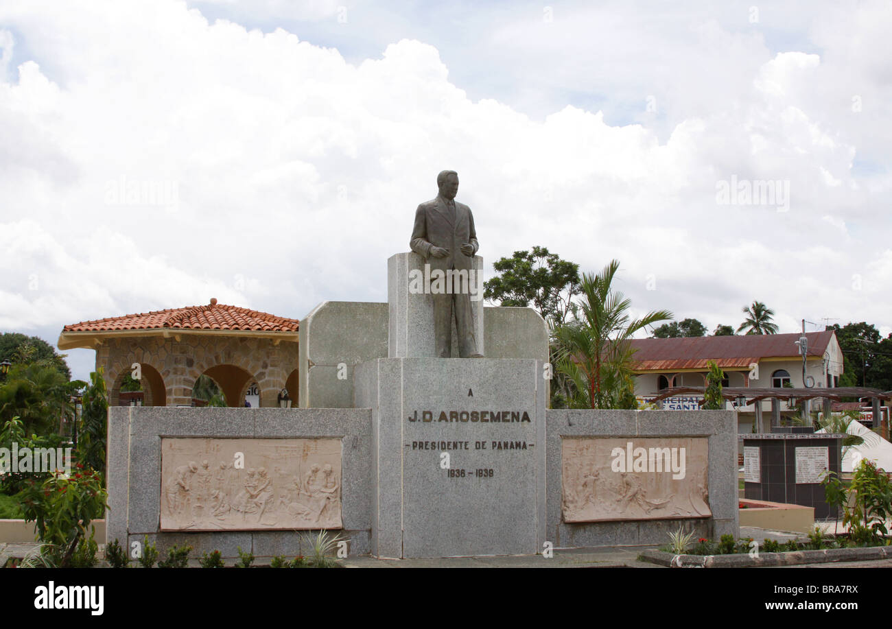 Juan Demostenes Arosemena Statue und Denkmal an Santiago de Veraguas, Panama. Stockfoto