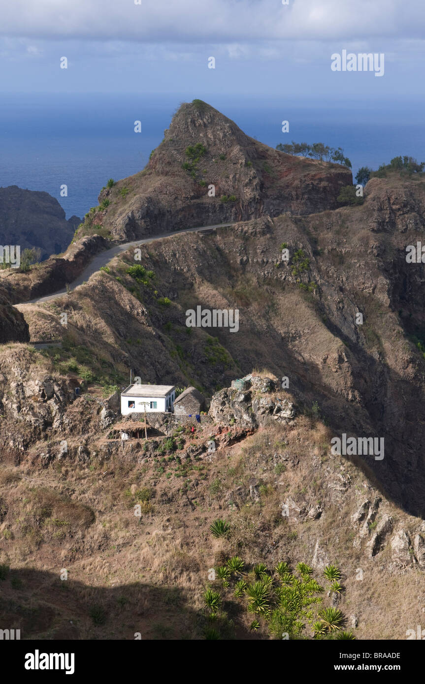 Kleines Haus in Berglandschaft, San Antao, Kapverdische Inseln, Afrika Stockfoto