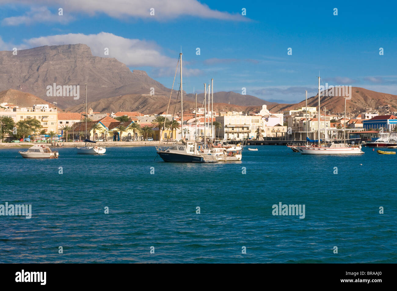 Blick auf Hafen und Stadt, San Vicente, Mindelo, Kapverden, Atlantik, Afrika Fischen Stockfoto