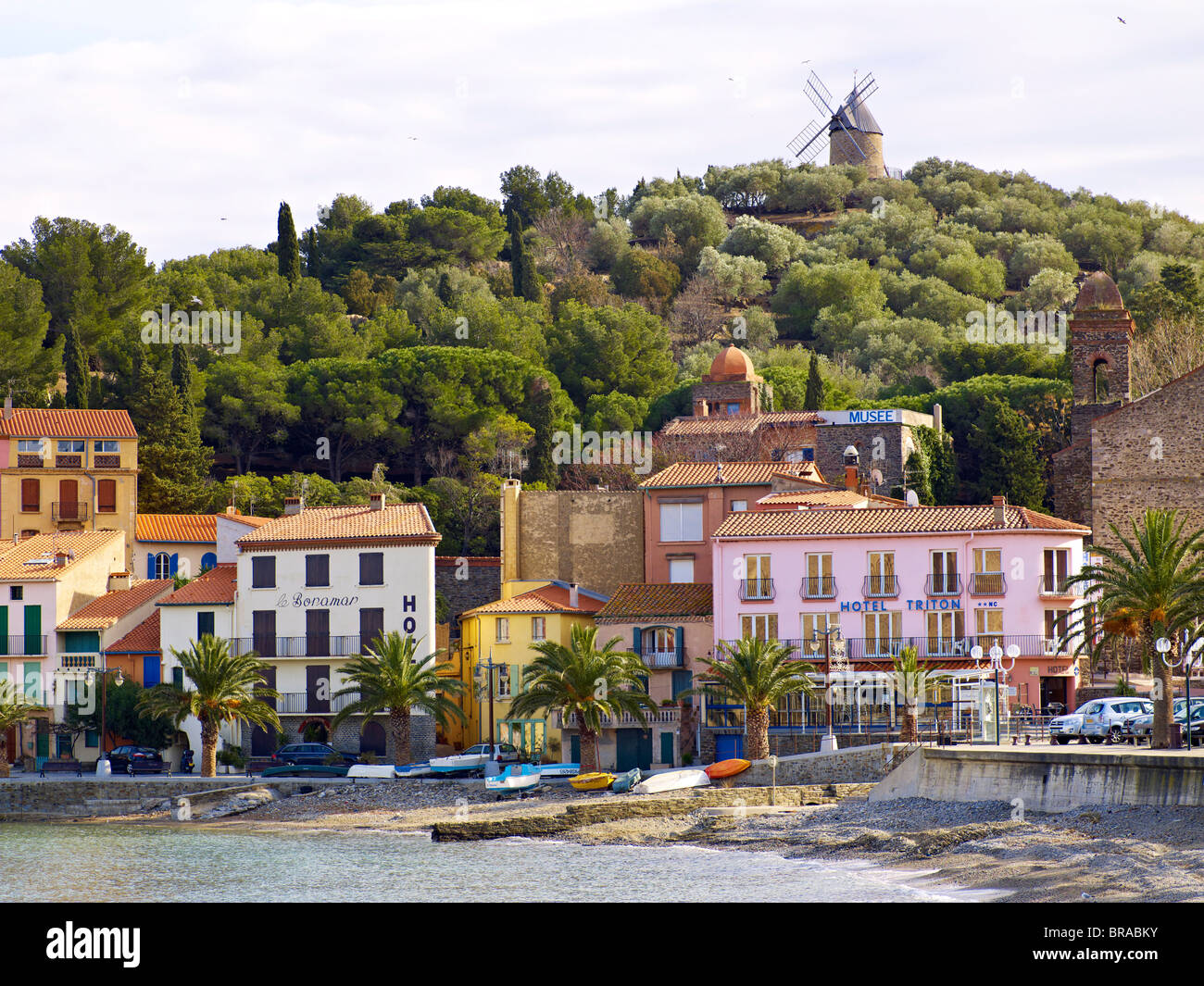 Collioure, Cote Vermeille, Languedoc Roussillon, Küste Pyrenäen-Orientales, Frankreich, Mittelmeer, Europa Stockfoto