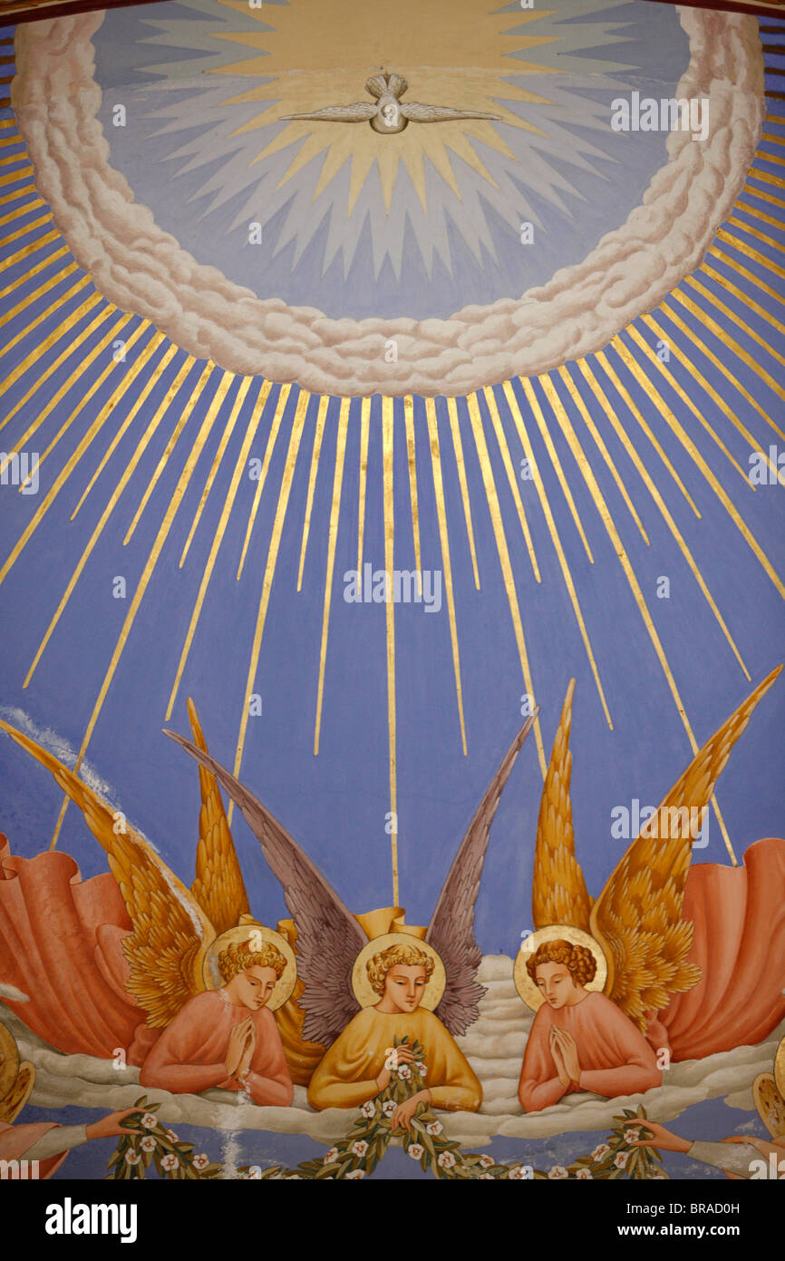 Detail der Engel auf einem Fresko in der Kirche der Heimsuchung in Ein Kerem, Israel, Nahost Stockfoto