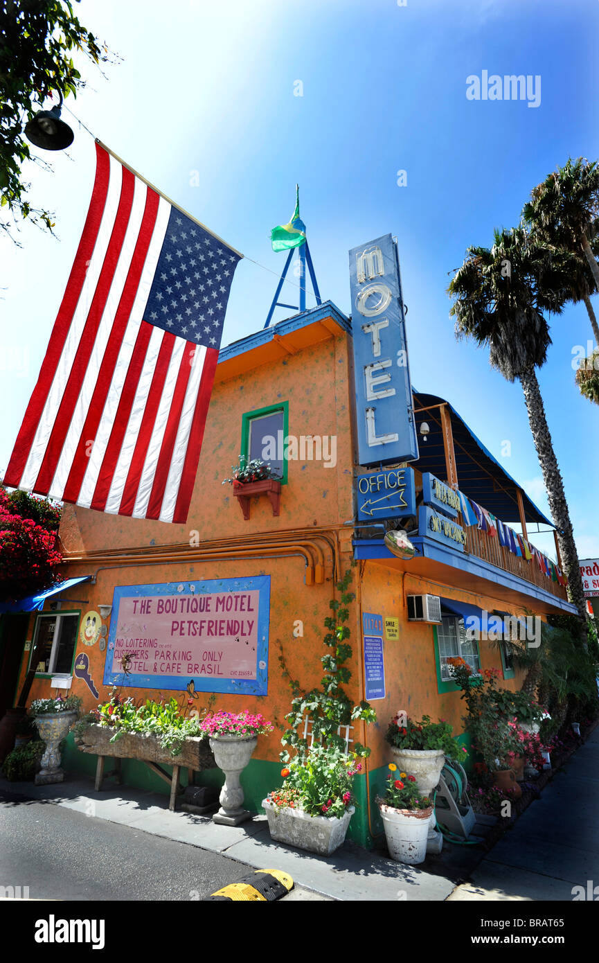 Cafe Brasil in Culver City Los Angeles ist ein stilvolles Haustier freundliches Motel-Café. Stockfoto