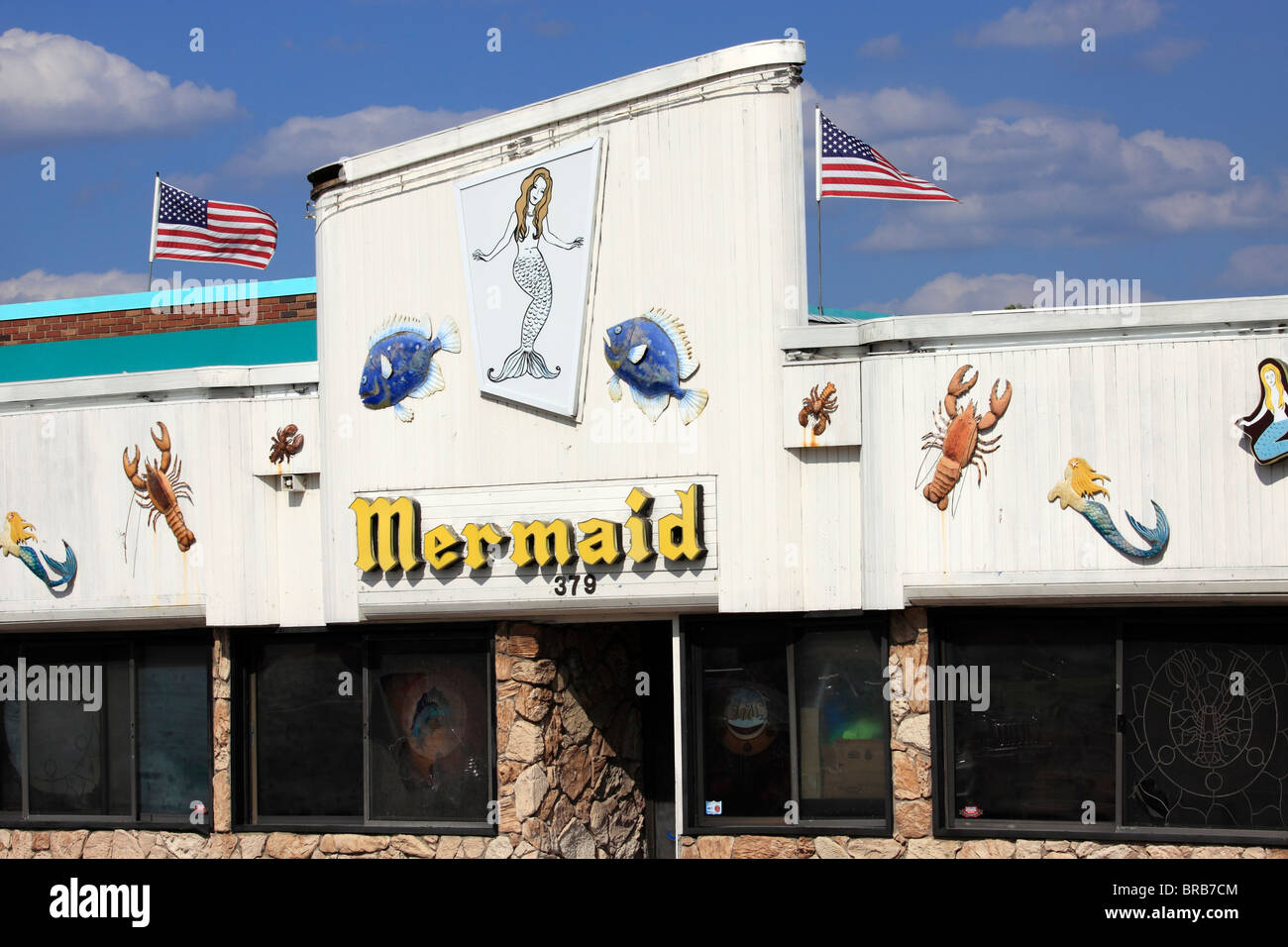 Das Mermaid Restaurant, ein beliebtes Restaurant in der Woodcleft Avenue auf der Seemeile Freeport Long Island NY Stockfoto