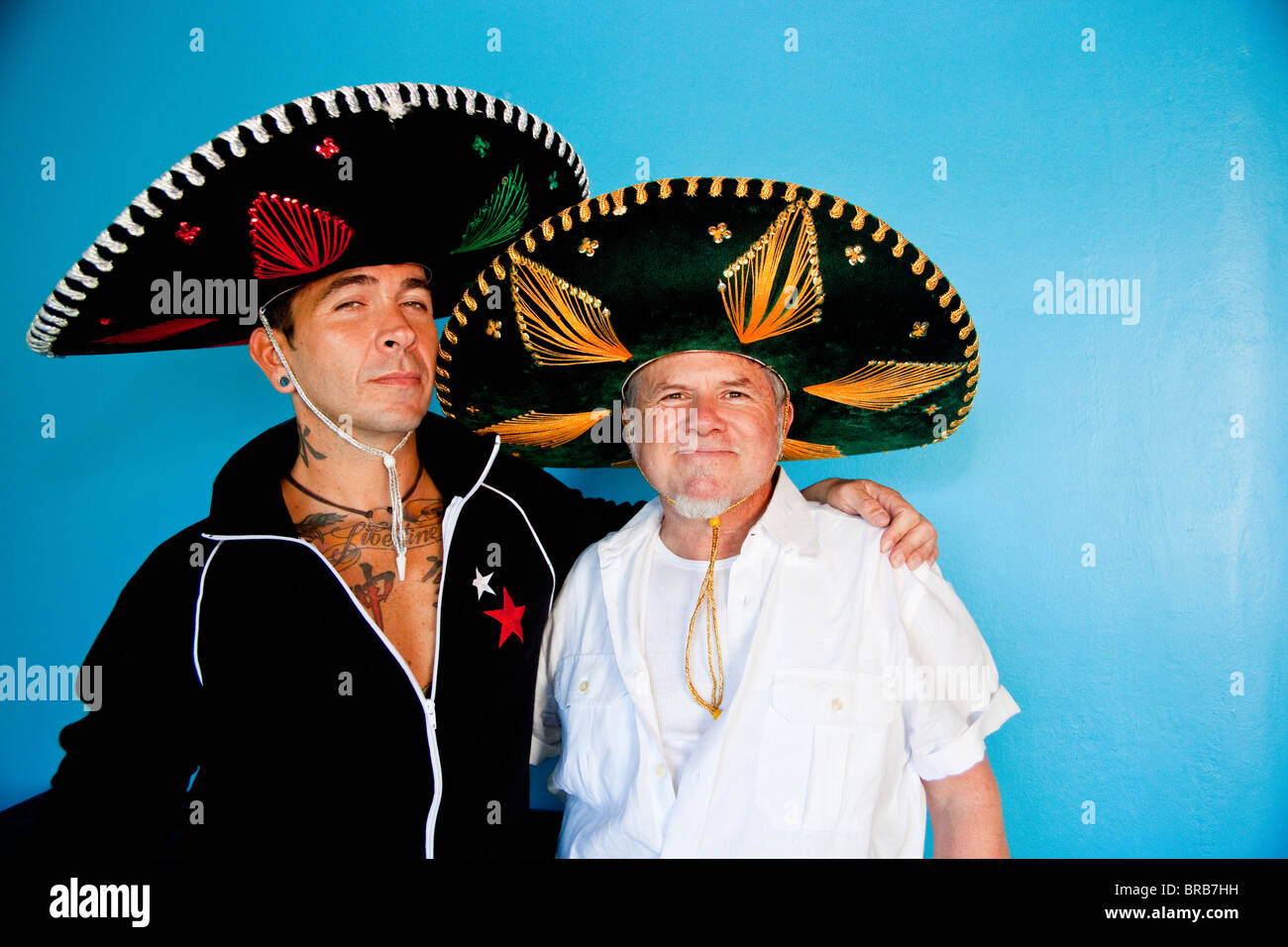 Porträt zweier Männer tragen sombreros Stockfoto