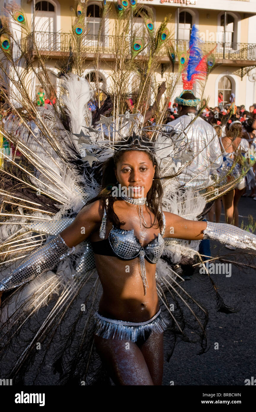 Bunt kostümierte Frau, Karneval, Mindelo, Sao Vicente, Kap Verde Stockfoto