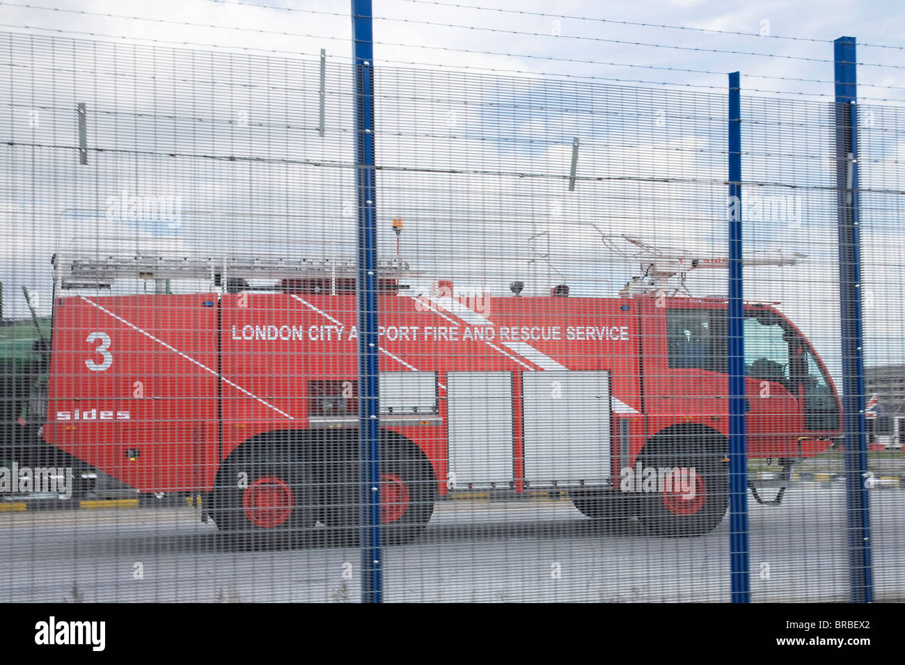 London City Airport Feuer und Rettung Fahrzeug Stockfoto