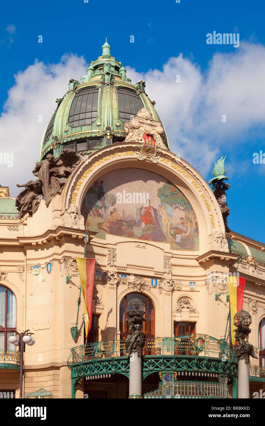 Tschechien, Prag - Gemeindehaus - Jugendstil-Dekoration des äußeren Stockfoto