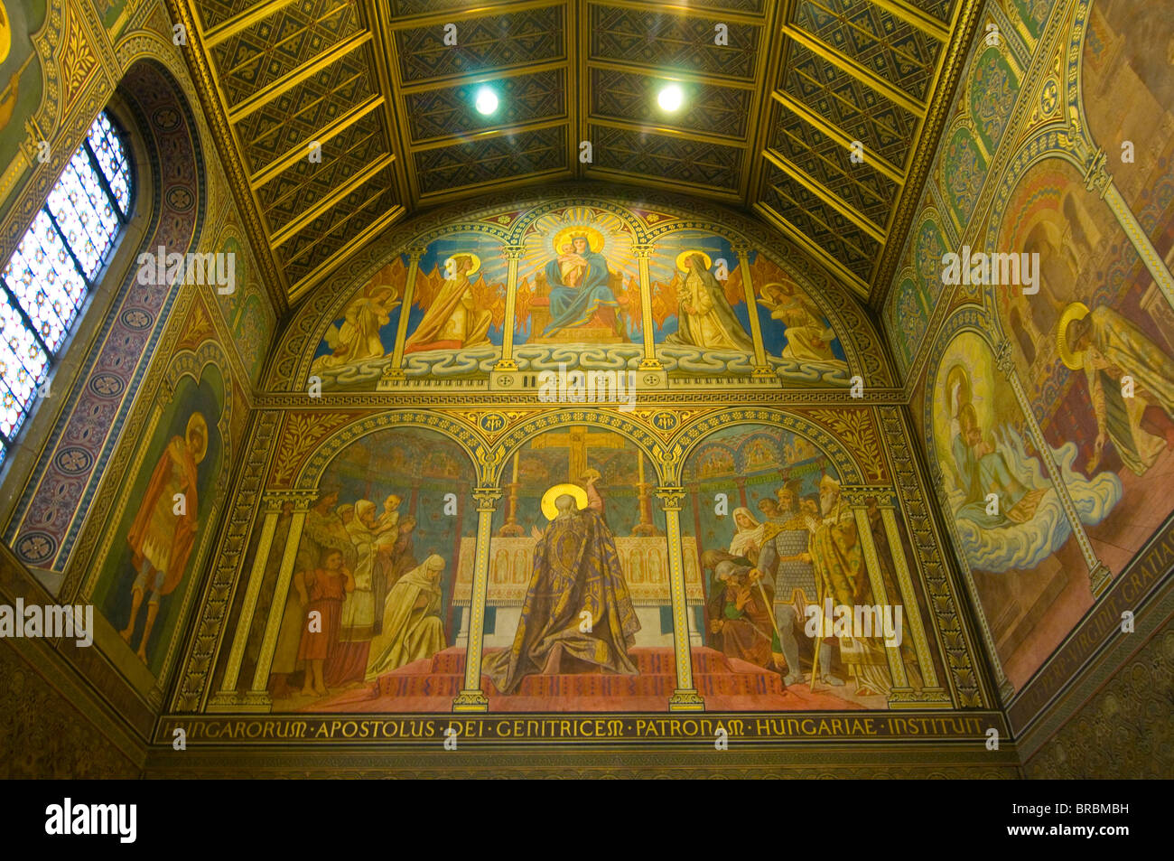 Innenansicht der Szent-Peter-Basilika, Pecs, Ungarn Stockfoto