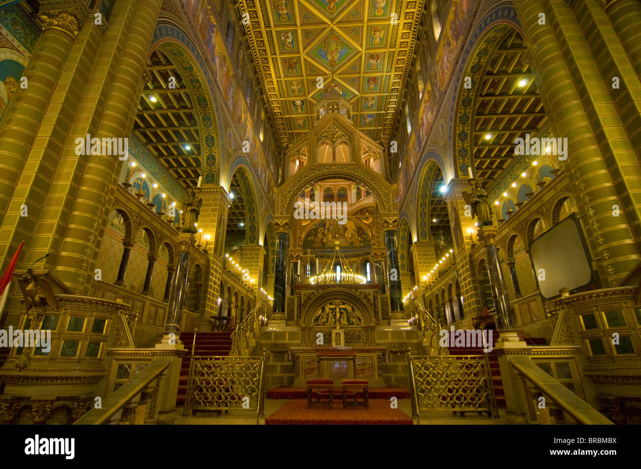 Innenansicht der Szent-Peter-Basilika, Pecs, Ungarn Stockfoto