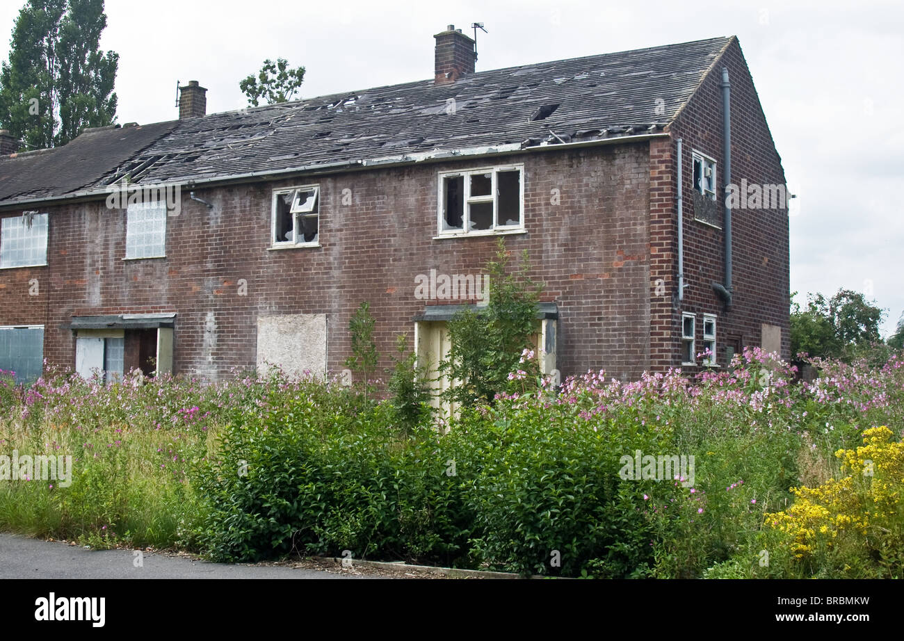 Verfallene ehemalige Rat beherbergt auf Langley (ursprünglich Manchester Overspill) Middleton, Rochdale, größere Manchester, UK Stockfoto
