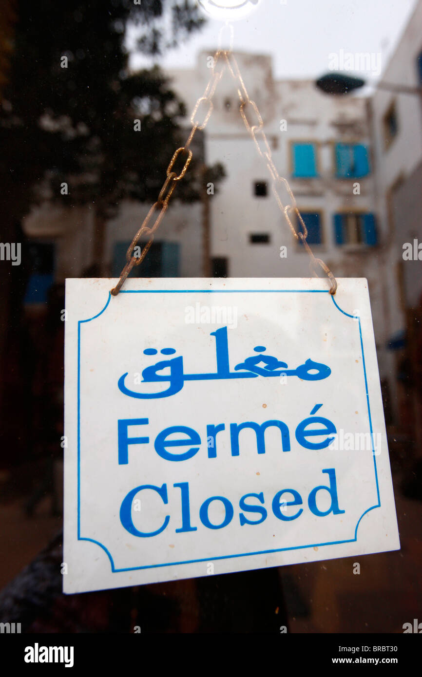 Geschlossene Geschäft, Essaouira, Marokko, Nordafrika Stockfoto