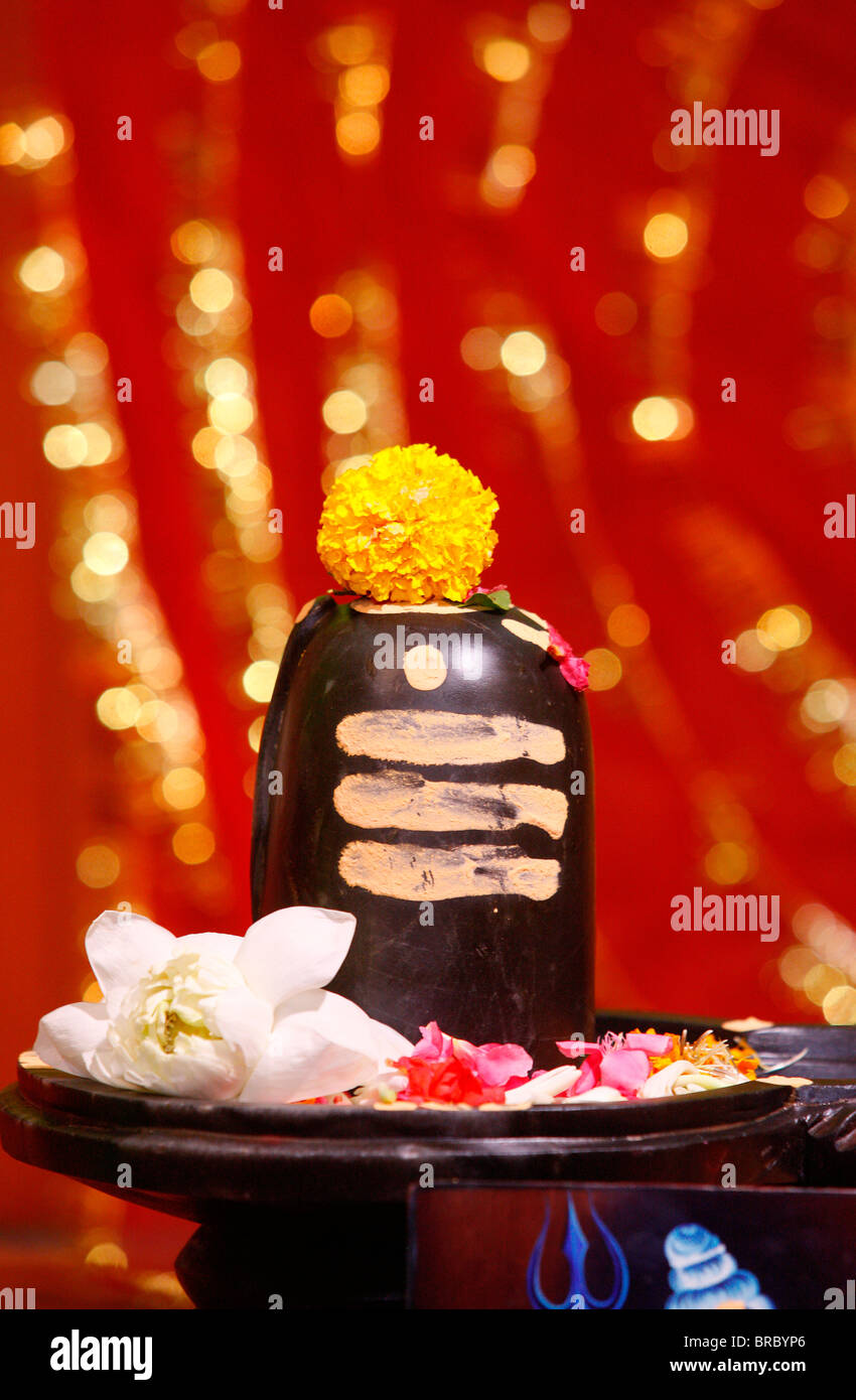 Shiva Lingam in Hindu-Tempel, Dubai, Vereinigte Arabische Emirate Stockfoto