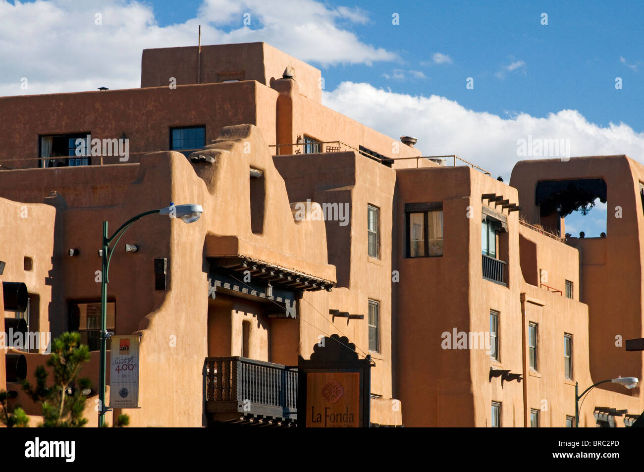 Santa Fe New Mexico Adobe-Stil-Architektur Stockfoto