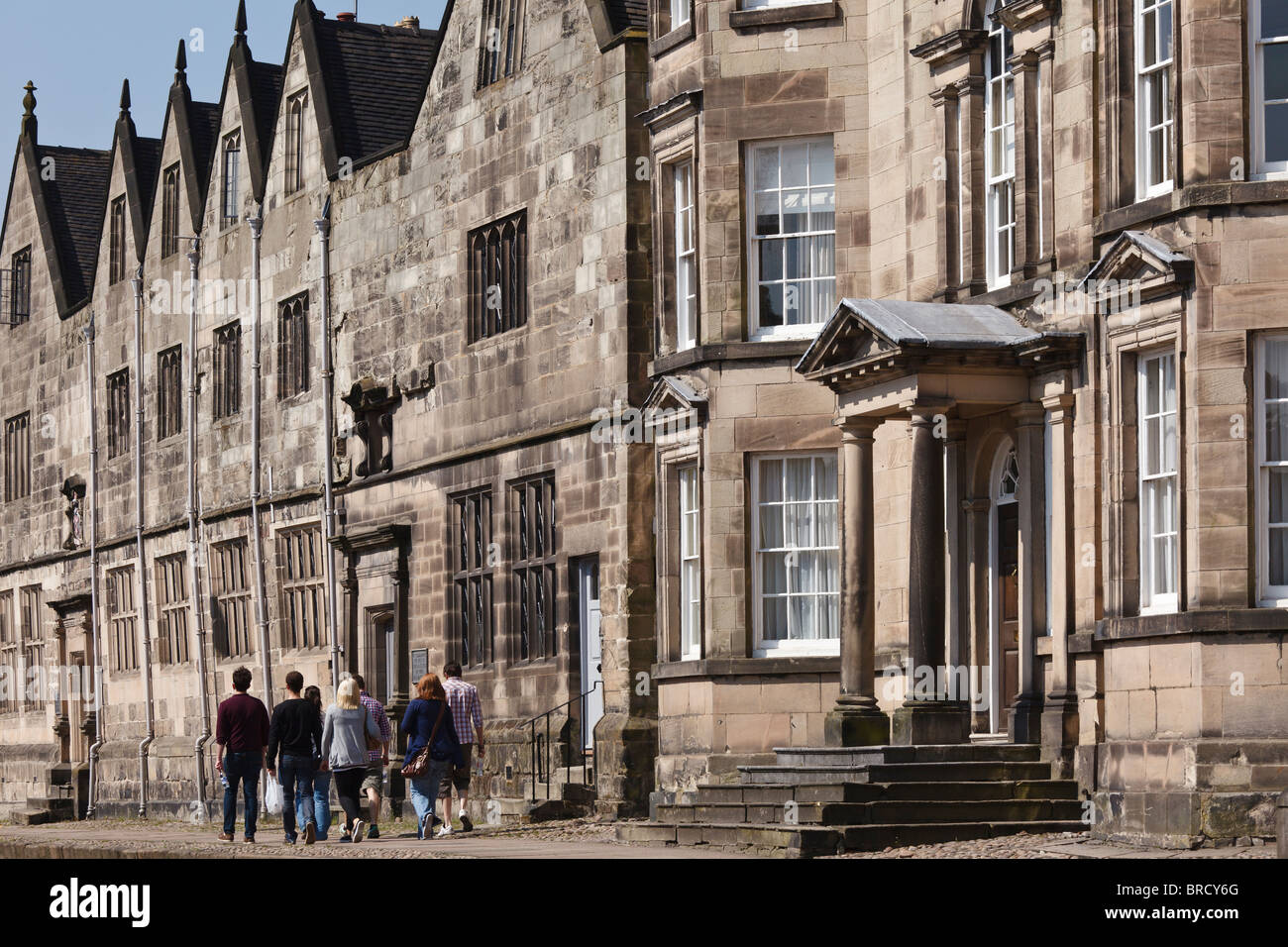 Die alte Queen Elizabeth Grammar School Gebäude, Church Street, Ashbourne, Peak District, Derbyshire, England, UK Stockfoto