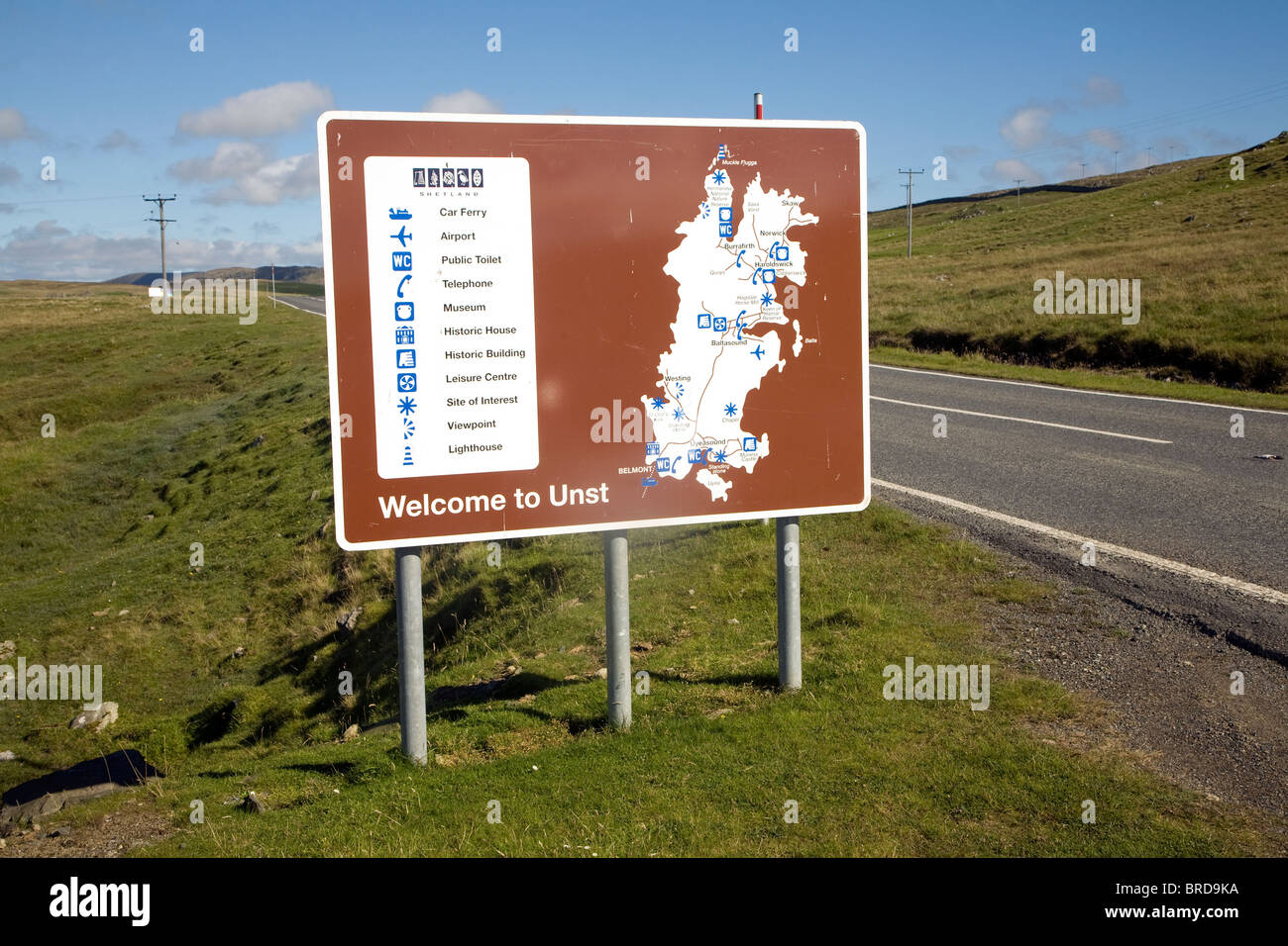 Willkommen Sie bei Unst Schild und Map, Unst, Shetland-Inseln, Schottland Stockfoto